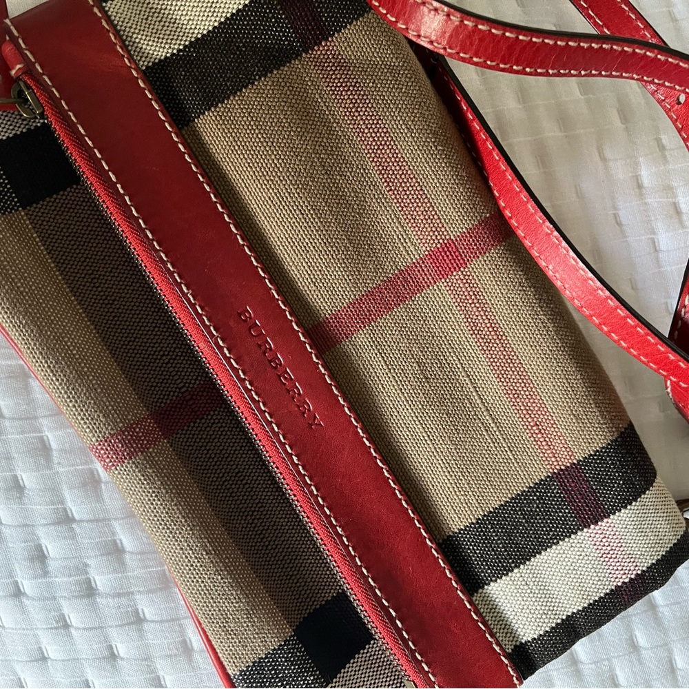 Burberry Canvas Mega Check crossbody - Picture 2 of 9